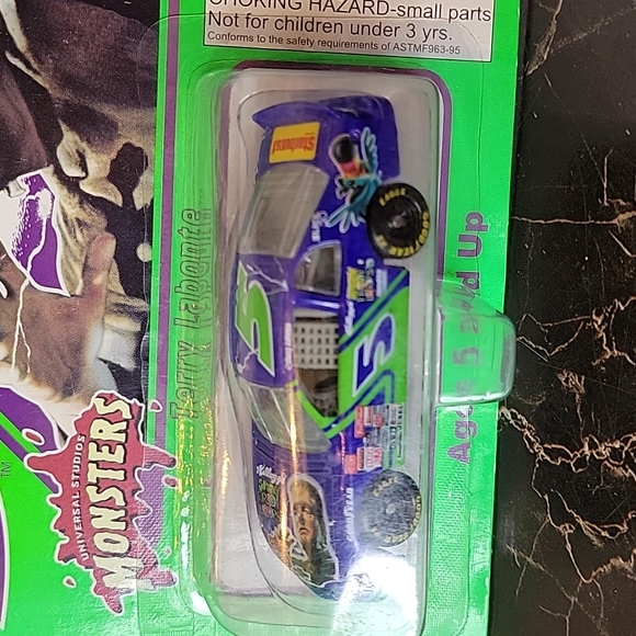 Revell racing #5 kelloggs spooky froot loops frankenstein terry labonte die-cast - Picture 2 of 4